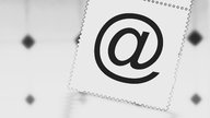 Ein add-Symbol im Briefmarkenschnitt