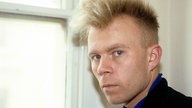 Vince Clarke bei einem Photoshooting bei Mute Records. London, 14.06.1985