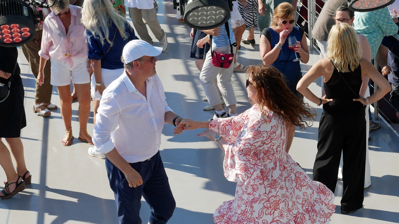 Die Disco 44 auf der MS RheinGalaxy in Düsseldorf