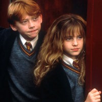 Harry Potter (DANIEL RADCLIFFE) und seine besten Freunde Ron Weasley (RUPERT GRINT) und Hermine Granger (EMMA WATSON) stehen am Zug. 