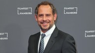 Moritz Bleibtreu im Anzug bei dem Filmfest Hamburg 2020 