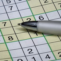 Ein Sudoku Spiel mit einem Stift