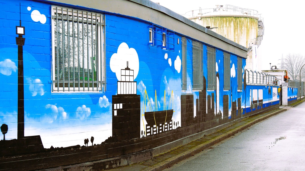 Wandern durch Dortmund: Graffiti-Hotspot im Petroleumhafen 