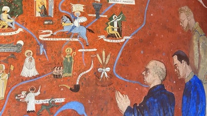 Eine kunstvolle Malerei in der Französischen Kapelle in Soest - die beiden gefangenen Maler haben sich und ihren Militärgeistlichen rechts selbst verewigt