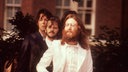 John Lennon (re.), Ringo Starr (Mitte) und Paul McCartney während des Fotoshootings 