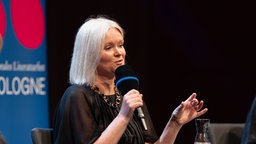 Ceceila Ahern auf der lit.COLOGNE 2025