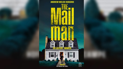 Das Cover zu Andrew Welsh-Huggins’ Buch „The Mail Man“ zeigt einen Mann, der in düsterem Licht auf ein weißes Haus zugeht.