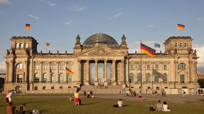 Reichstagsgebaeude von außen