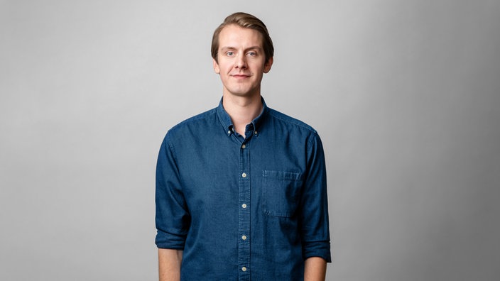 Jonas Greiner schaut lächelnd in die Kamera, Foto: Enrico Meyer