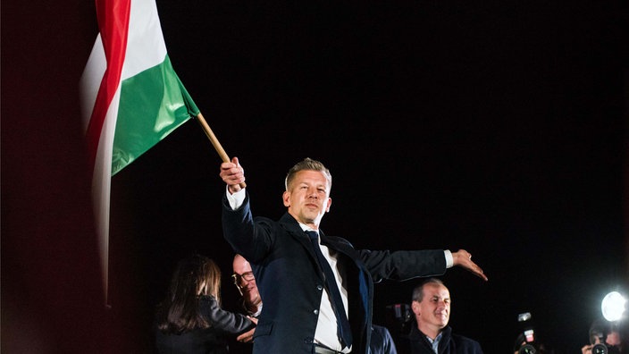 Peter Magyar nach seinem Wahlsieg bei der ungarischen Parlamentswahl