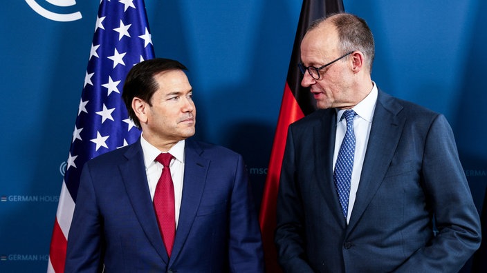 Bundeskanzler Friedrich Merz und US-Außenminister Marco Rubio treffen sich auf der 62. Münchner Sicherheitskonferenz.