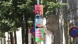 Wahlplakate zur Landtagswahl in Sachsen-Anhalt in Magdeburg.