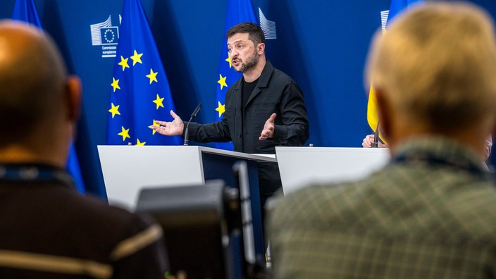 Wolodymyr Selenskyj, Präsident der Ukraine, während einer Pressekonferenz im EU-Hauptquartier in Brüssel