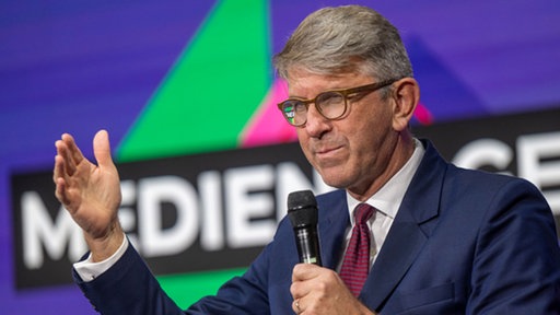 Kultur- und Medienstaatsminister Wolfram Weimer spricht zum Auftakt der 39. Münchner Medientage, 22.10.2025. 