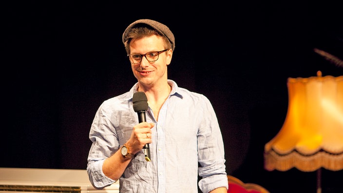 Künstlerportrait des Live-Auftritts bei Satire Deluxe Stand-Up!