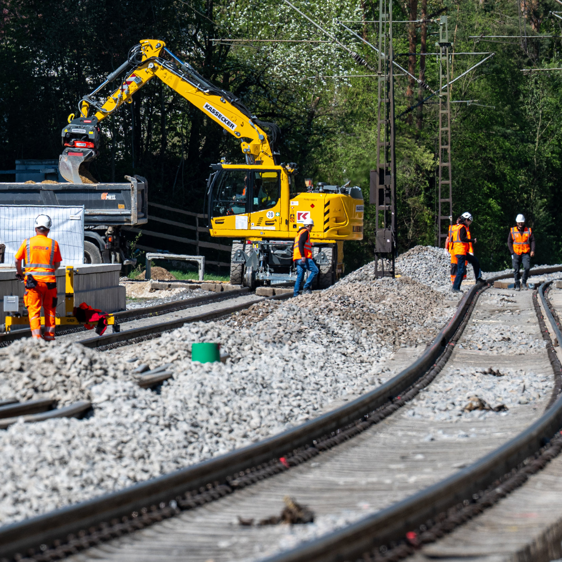 Probleme bei Streckenanierung der Bahn | Video | tn