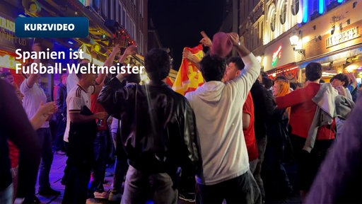 Spanische Fans feiern WM-Sieg | Video | tn