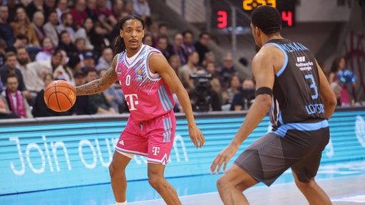 Bonns Jalen Finch am Ball 