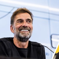 Zusammenschnitt aus einem Foto von Jürgen Klopp und einem von Josef Schneck