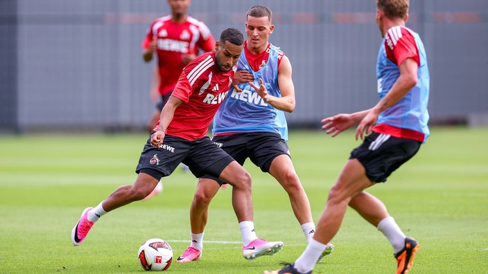 Der 1. FC Köln um Said El Mala (2. v. r.) startet in die Sommervorbereitung
