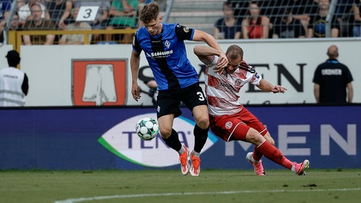 Moritz Polte im Zweikampf mit Eric Holtmann