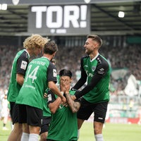 Die Spieler von Preußen Münster bejubeln ein Tor im Spiel gegen den TSV Havelse