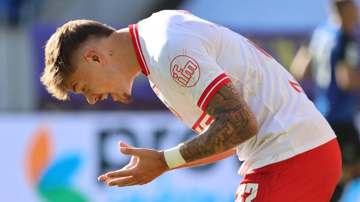 Rot-Weiss Essens Jannik Hofmann verzweifelt in Saarbrücken