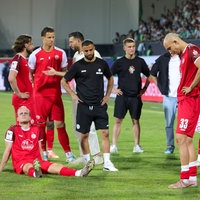 Große Enttäuschung bei den Spielern von Rot-Weiss Essen nach dem verpassten Aufstieg