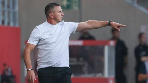 Mersad Selimbegovic, Trainer von Alemannia Aachen.