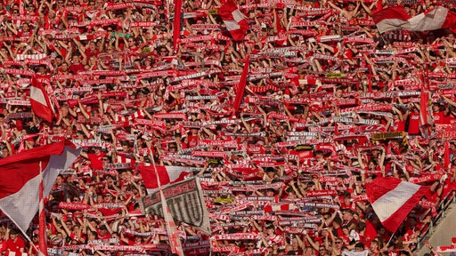 Ein Fanblock von RWE