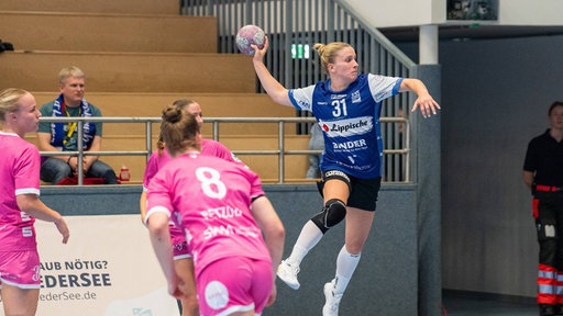 Blombergs Alexia Hauf in Aktion