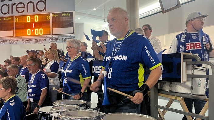 Horst Scholz - sein Platz ist an der Trommel