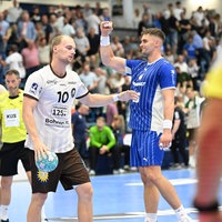 Symbolisch: Stepan Zeman (r.) vom VfL Gummersbach jubelt, Finn Hangstein vom BHC ist frustriert.