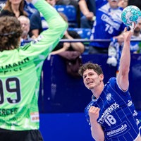 Levin Wanner beim Torwurf