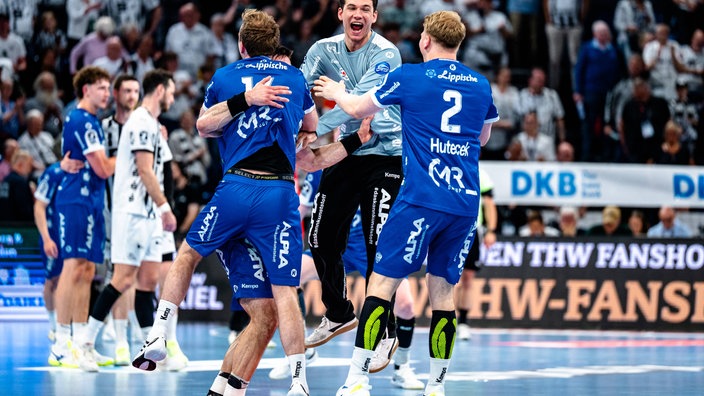 Jubel bei den Spielern des TBV Lemgo Lippe