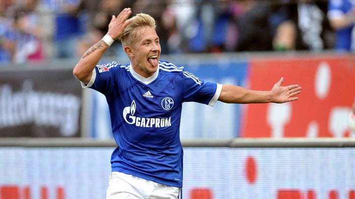 Lewis Holtby bejubelt das 2:1 gegen Hannover 96