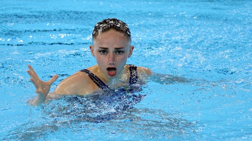 Klara Bleyer bei den Schwimm-Weltmeisterschaften 2025