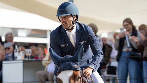Christian Kukuk bei den Deutschen Meisterschaften im Springreiten