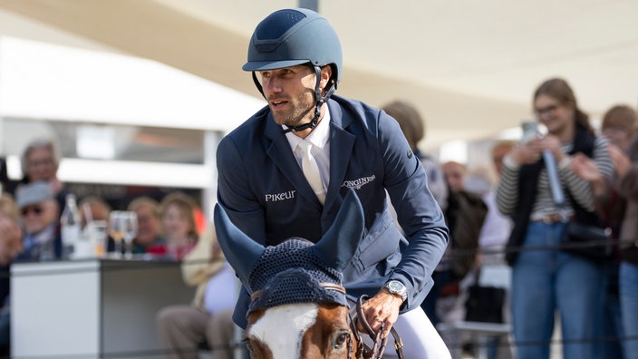 Christian Kukuk bei den Deutschen Meisterschaften im Springreiten