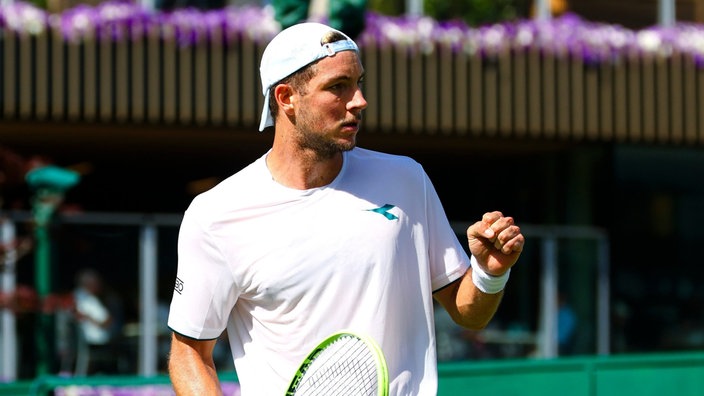 Jan-Lennard Struff zieht in die zweite Runde bei Wimbledon ein