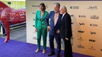 Tom Gerhardt in blauem Jacket, neben ihm Stefanie Peters und Hermann Bühlbecker.