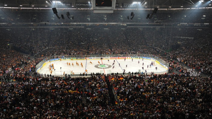 Das Eröffnungsspiel der Eishockey-WM soll 2027, wie 2010, auf Schalke ausgetragen werden.