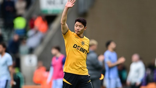Hee-Chan Hwang im Trikot der Wolverhampton Wanderers