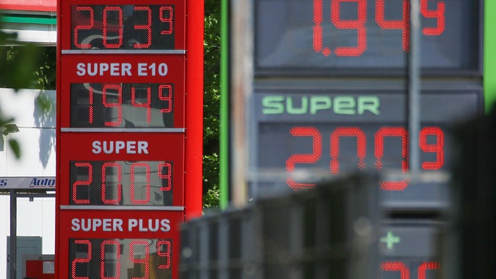 Preistafel an einer Tankstelle