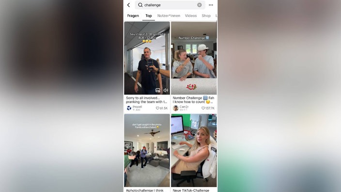Vier Videos werden auf der App TikTok angezeigt