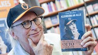 Otto Waalkes mit seiner Biografie "Kleinhirn an alle"