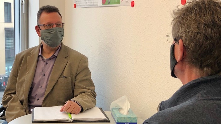 Jan Gropp im Beratungsgespräch