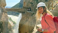 Für die Wanderung am Caminito del Rey, dem kleinen Königsweg, benötigt Tamina Kallert eine gute Ausrüstung – und Schwindelfreiheit.