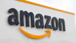 Das Bild zeigt das Amazon-Logo.
