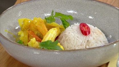 Gelbes Thai-Curry mit Garnelen